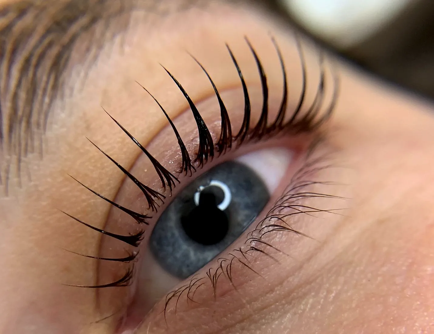 Geliftete Wimpern nach dem Lash Lift